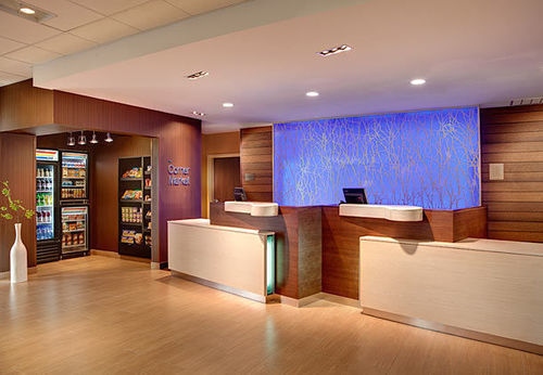 Fairfield Inn & Suites By Marriott Burlington Exterior photo